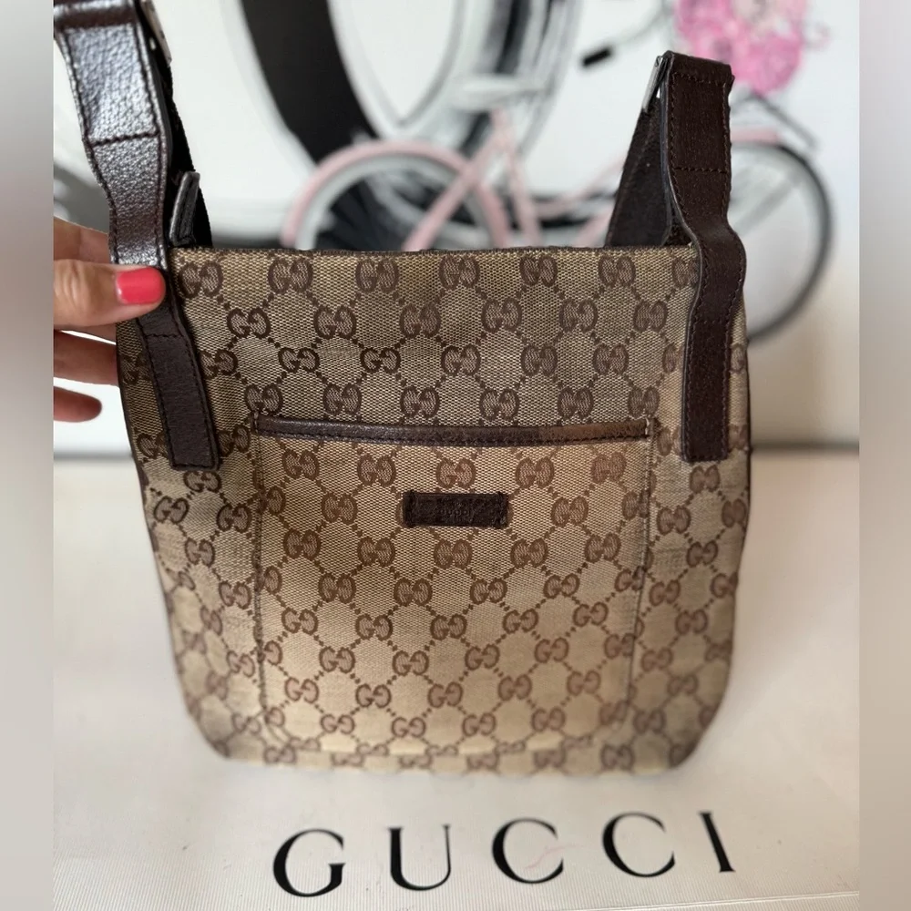 Gucci Vintage GG Monogram Canvas Shoulder Bag - Picture 10 of 15